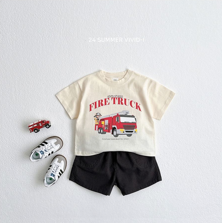 Firetruck (size M)